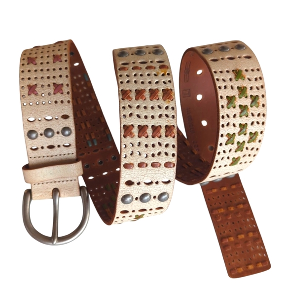 Genuine Fossil Leather Studded Grommet Concho Belt w/Buckle LARGE Cream Beige - Picture 1 of 15